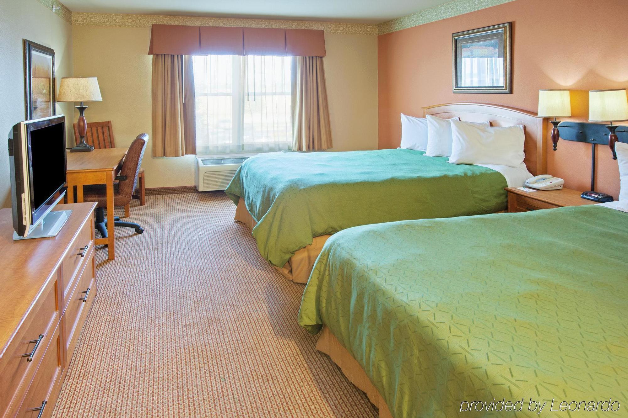 Country Inn & Suites By Radisson, Portage, In Room photo