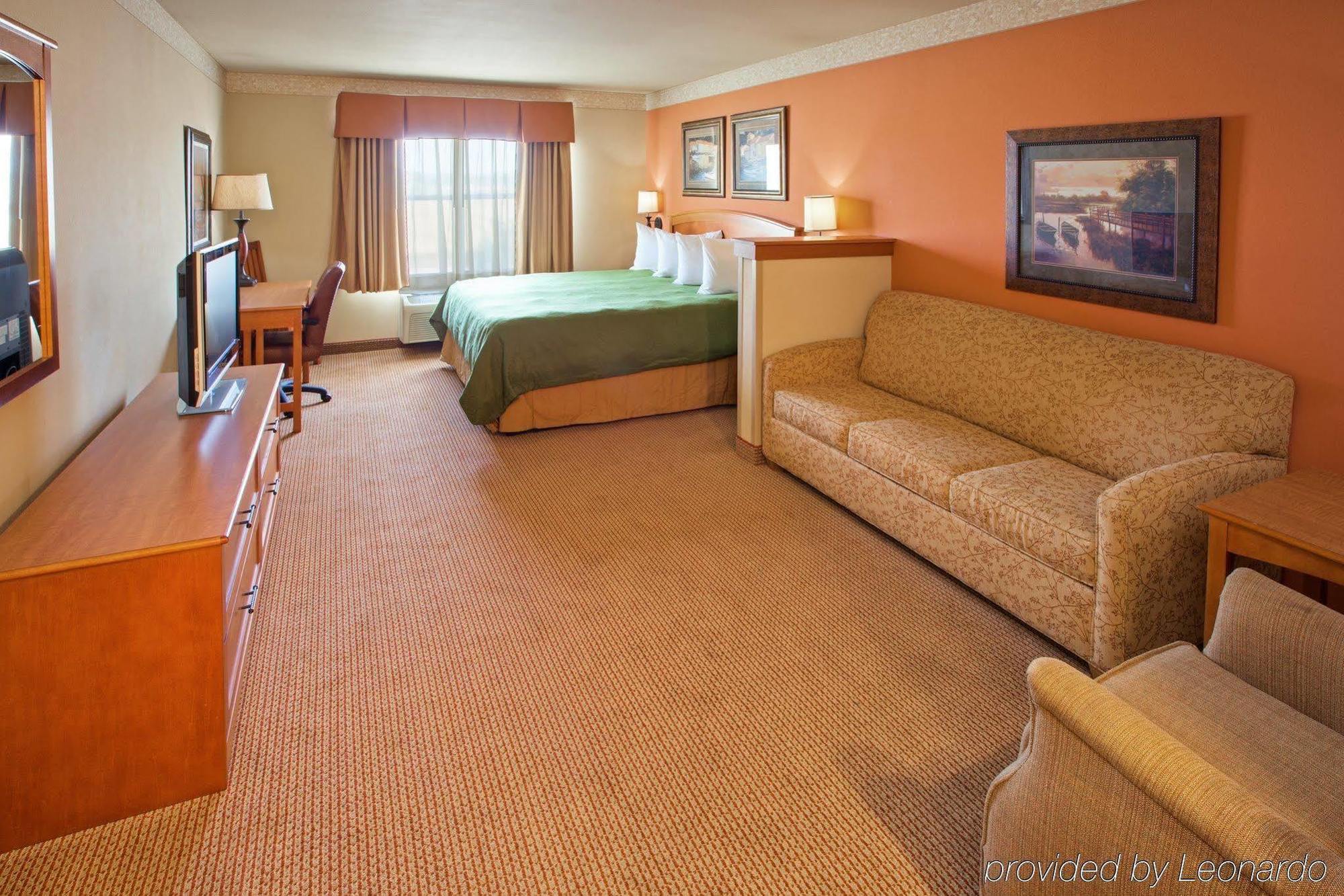 Country Inn & Suites By Radisson, Portage, In Room photo